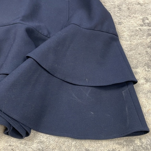 Cinq a Sept Dara Navy White Embroidered Sleeveless Tiered Dress Floral Sz 10 - Picture 14 of 15